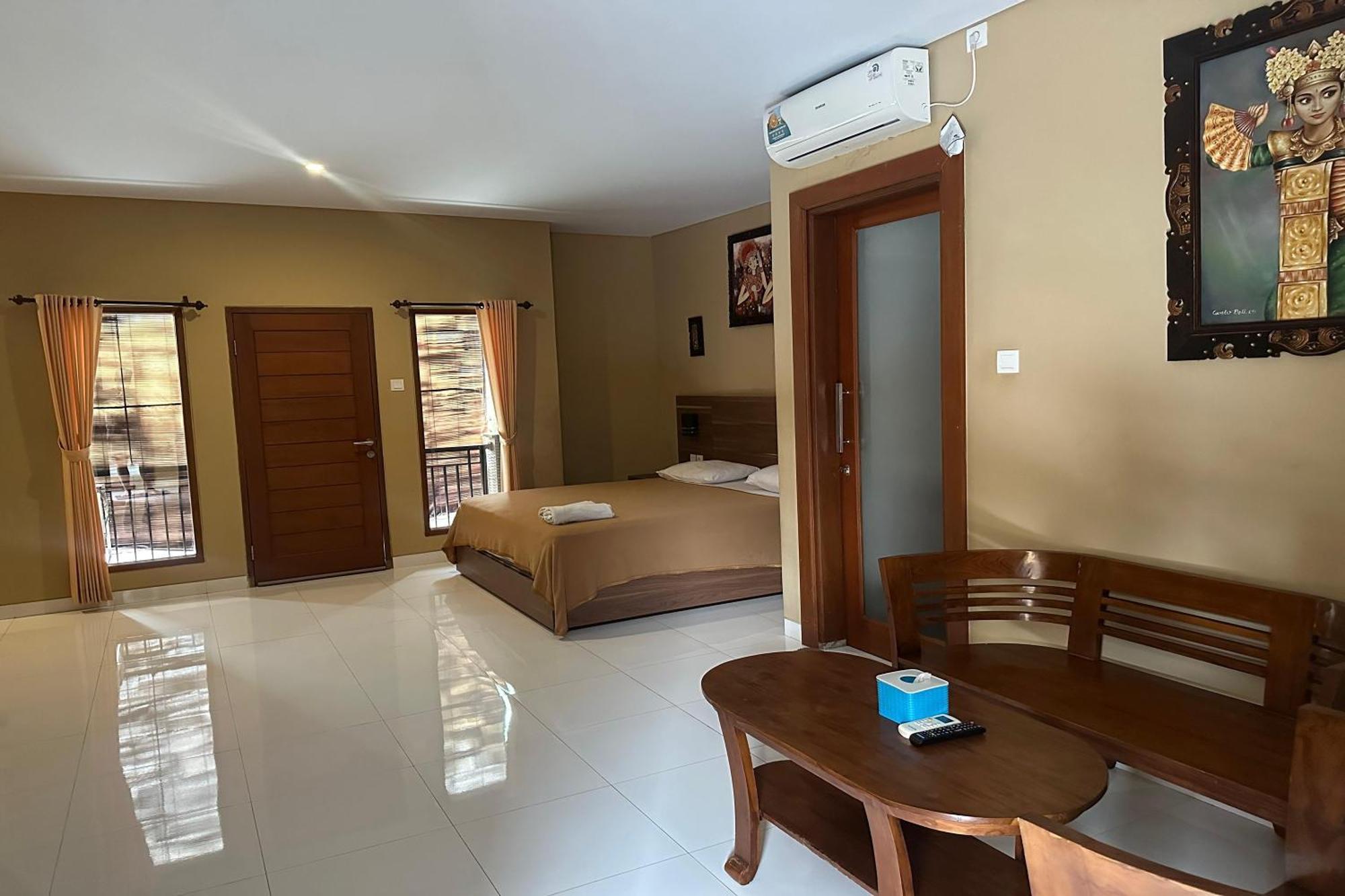 Gora Beach Inn Kuta  Exterior photo
