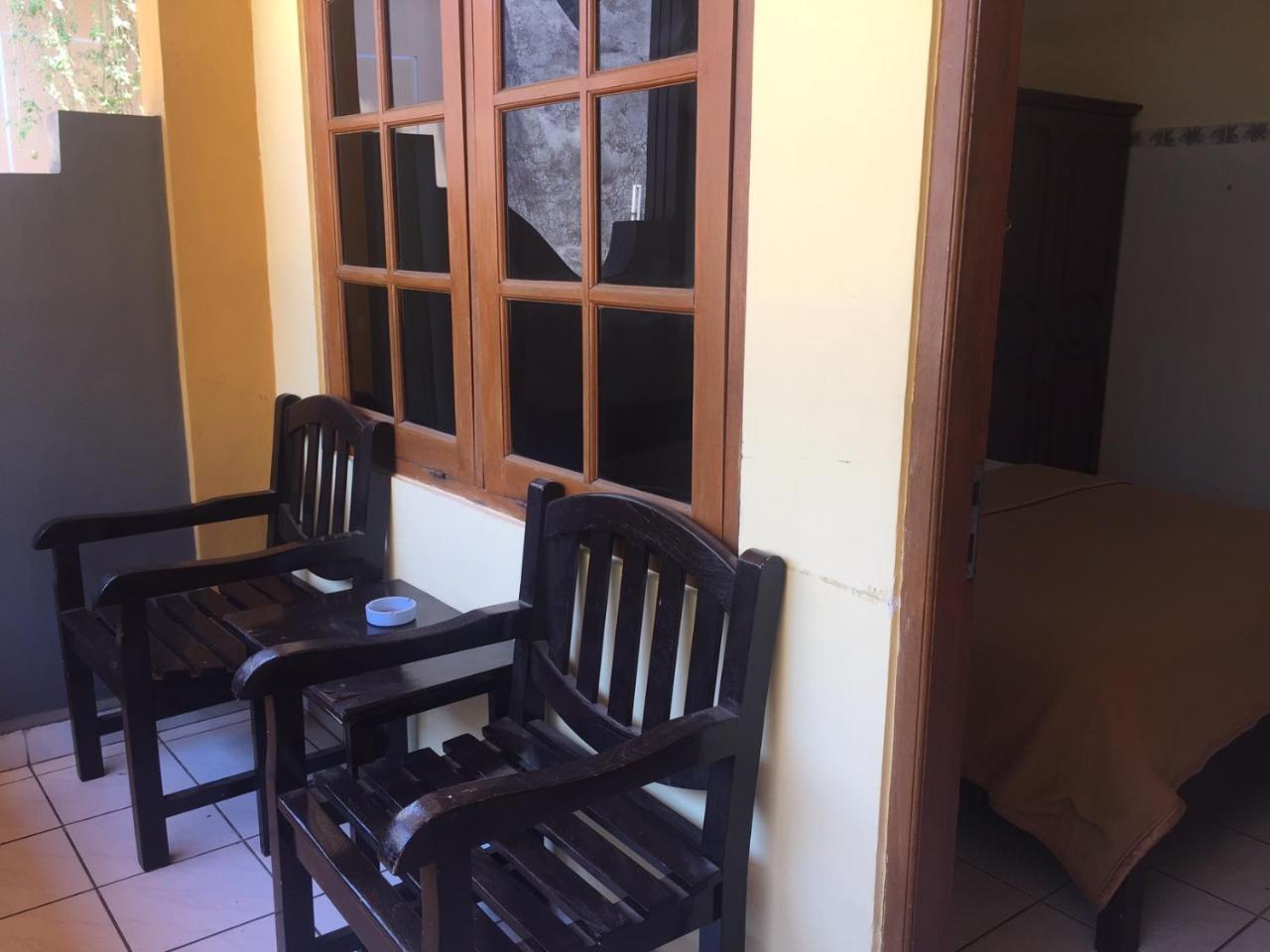 Gora Beach Inn Kuta  Exterior photo