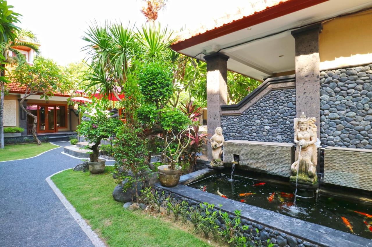 Gora Beach Inn Kuta  Exterior photo